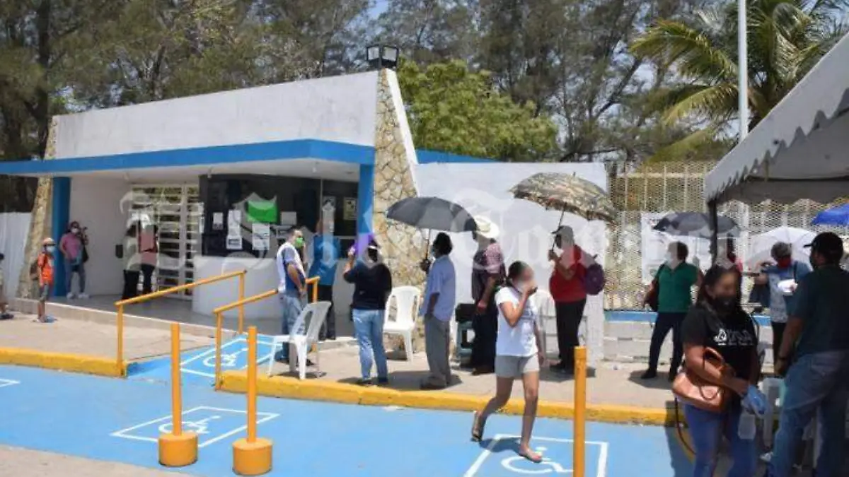 Las sedes continuarán brindando servicio hasta el jueves 6 de mayo