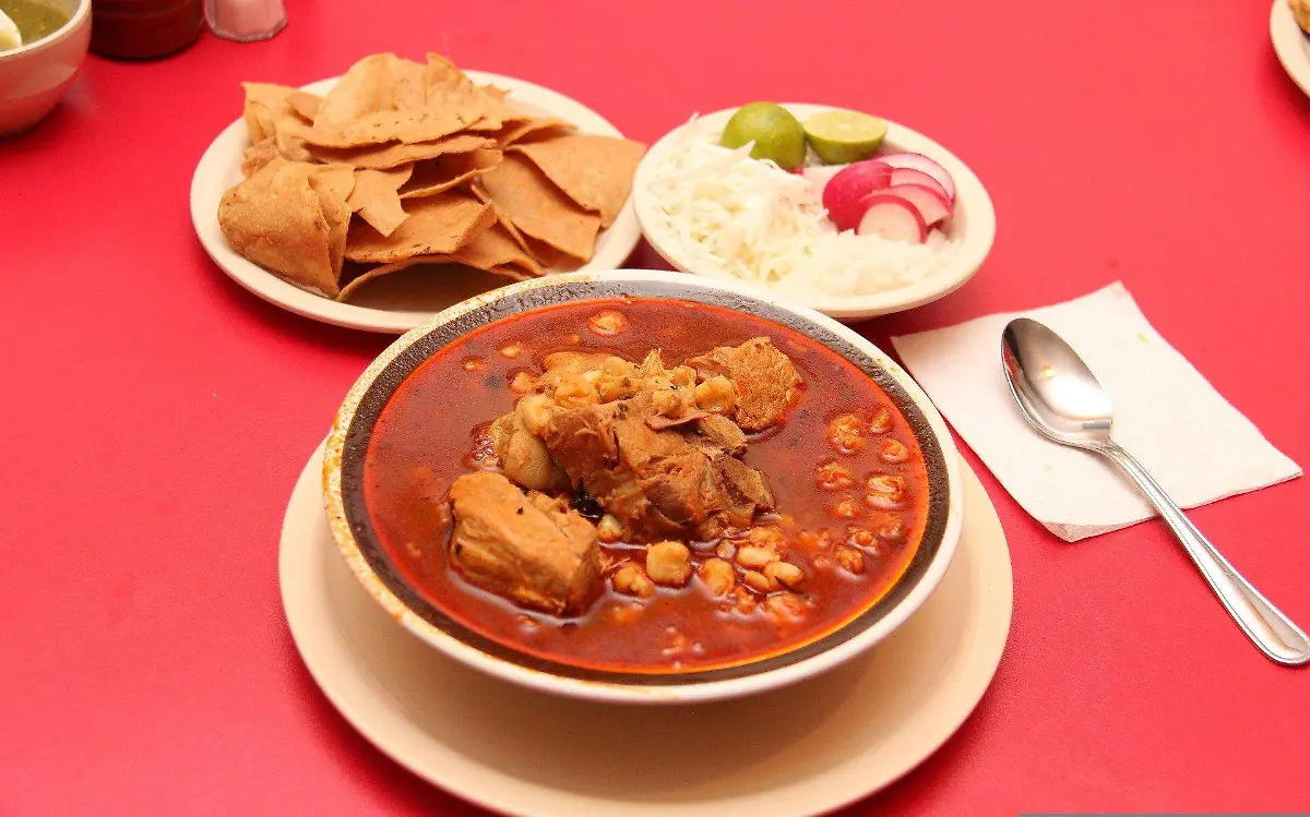 ¿El pozole se preparaba con carne humana?,