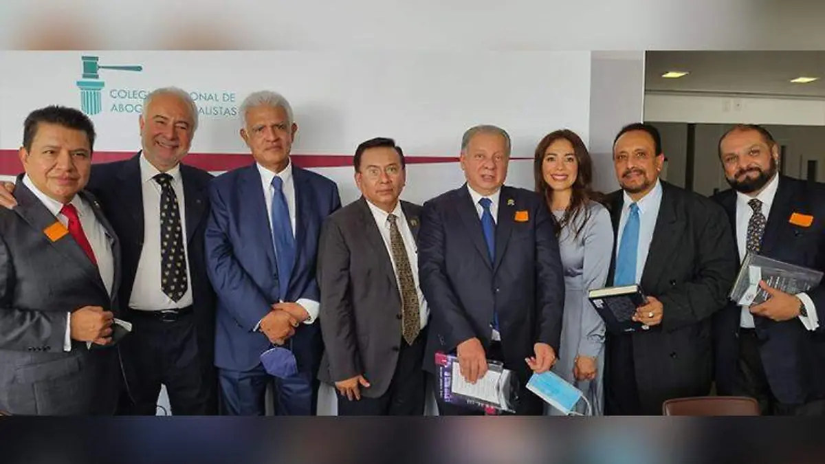 Acudieron juristas, abogados, notarios y fiscales