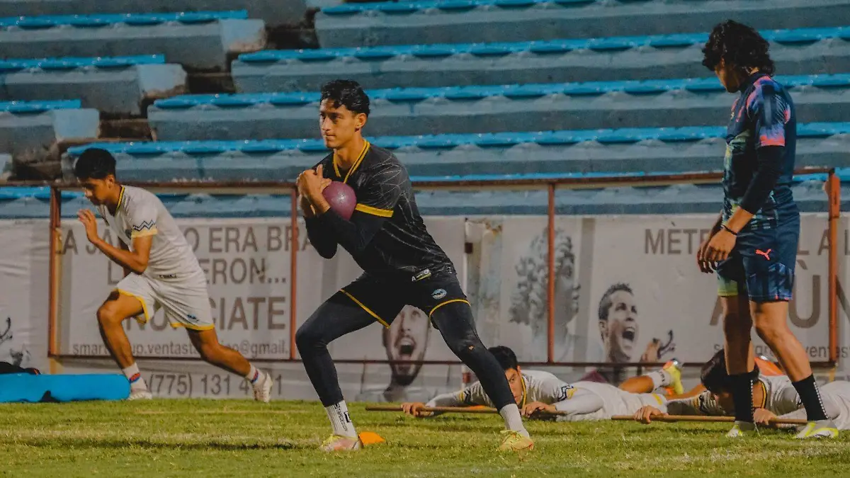 Retorna a las prácticas la Jaiba Brava