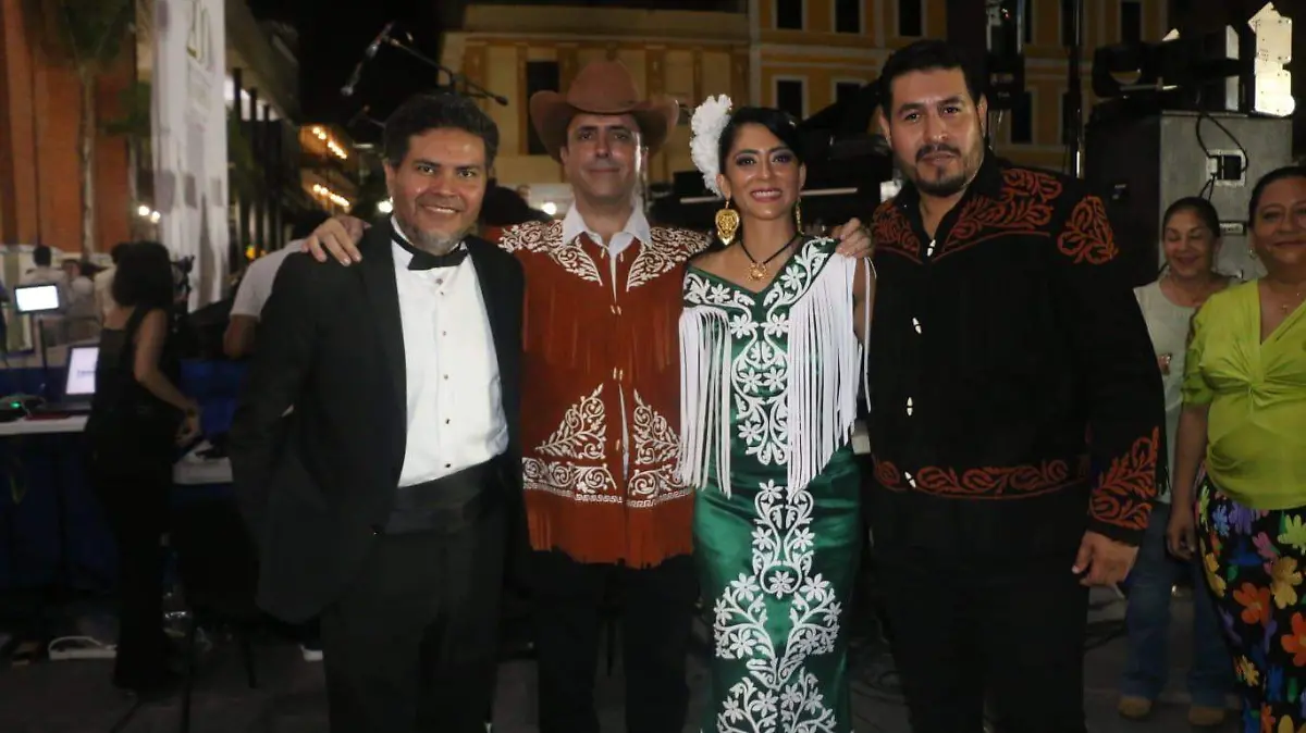 En la plaza hijas de Tampico, presentan concierto homenaje a la cantautora Lolita de la Colina11