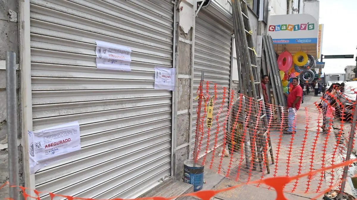 Clausuran negocios en el centro de Tampico, por presunta venta de productos piratass