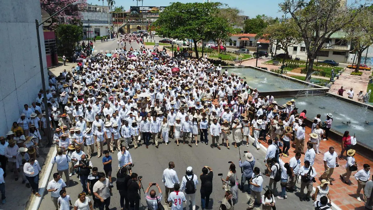 Celebran 200 años de Tampico con caminata y desfile de carretas   