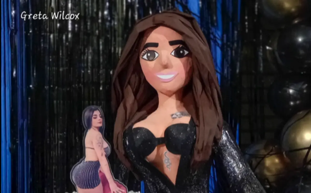 Karely Ruiz ya tiene su piñata en Tamaulipas, ¡y así fue la reacción de la modelo!