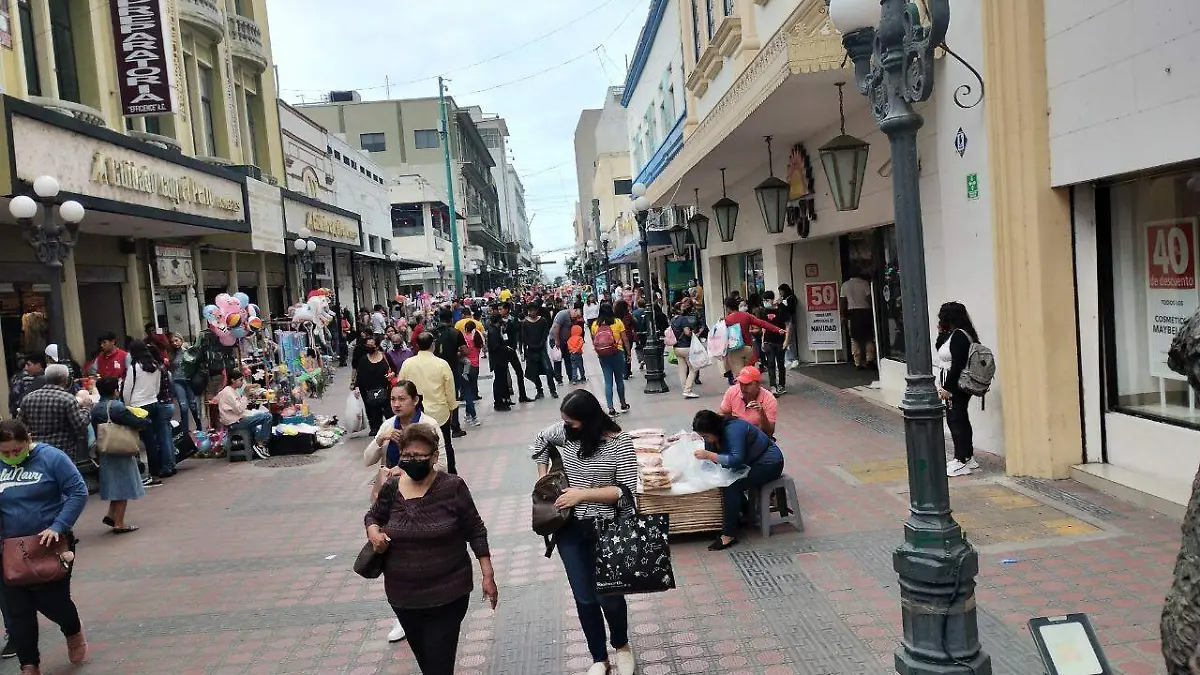 Miles de turistas se esperan en Tampico