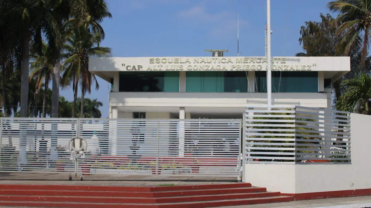 Escuela Náutica Mercante de Tampico cambia de director