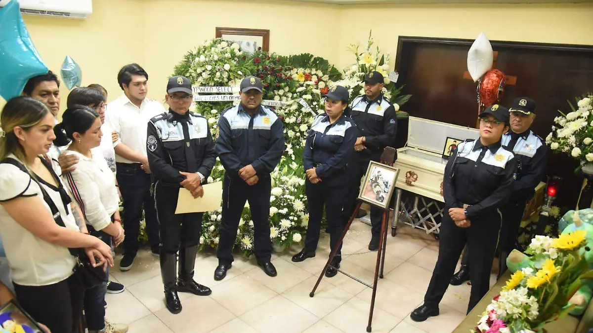 Realizan una guardia de honor y pase de lista al pequeño Axel Mateo