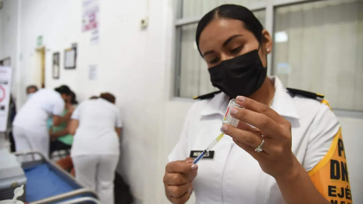 Continuará la jornada de vacunación anticovid en el hospital militar