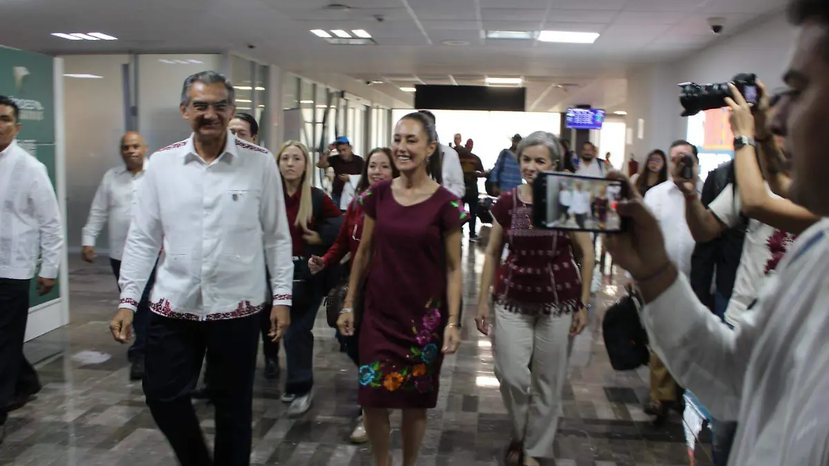 Reciben simpatizantes a Claudia Sheinbaum en Tampico encabezará un evento en el recinto ferial