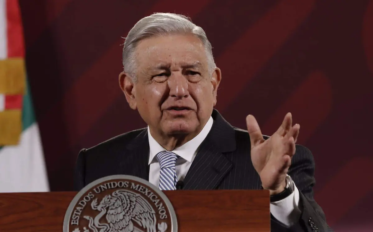 AMLO compara masacre en Nuevo Laredo con caso Ayotzinapa; “no se ocultará nada”