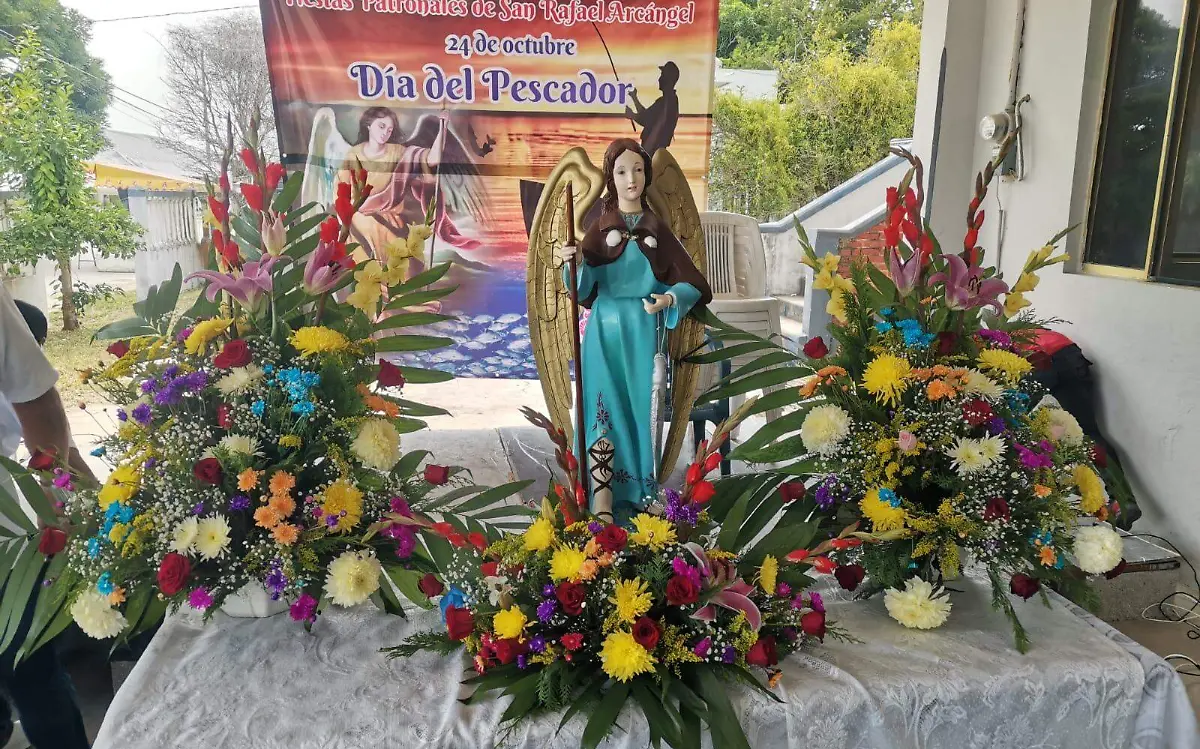 Pescadores celebran a su patrono San Rafael Arcángel, habrá ceviche y barbacoa