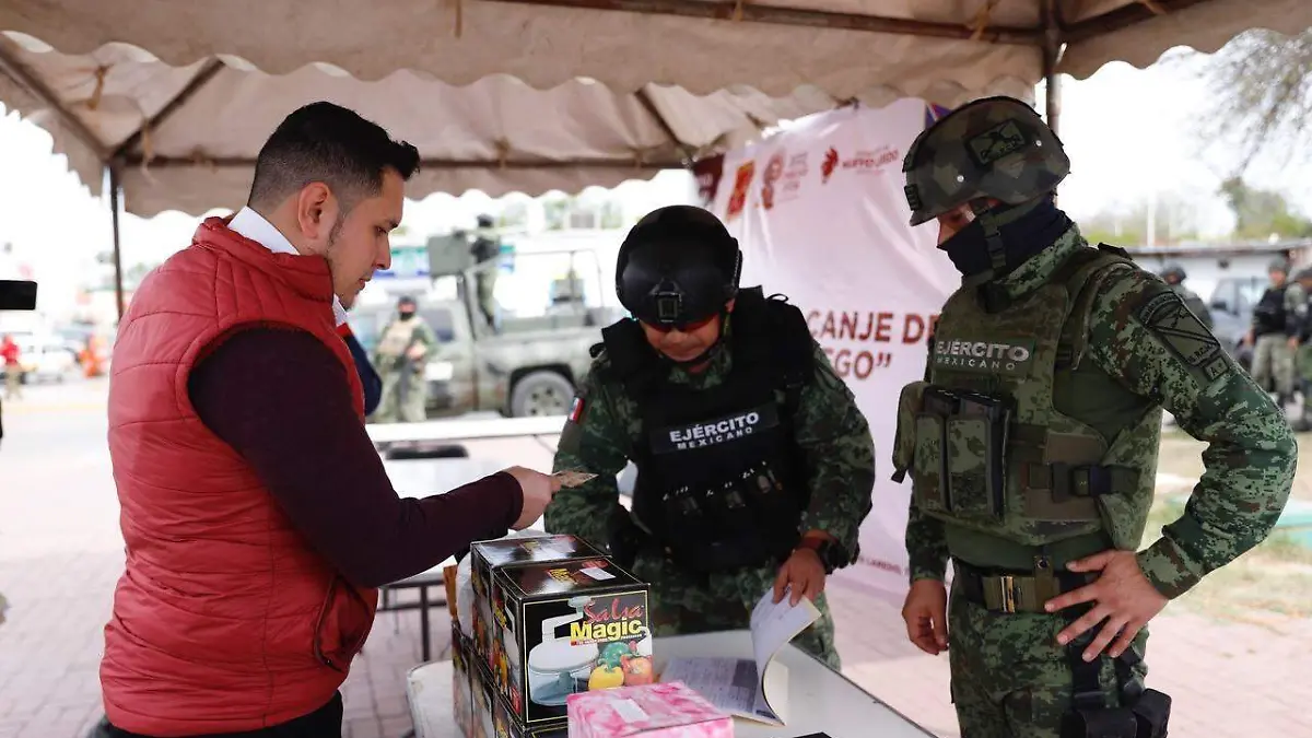 Programa de canje de armas en Nuevo Laredo