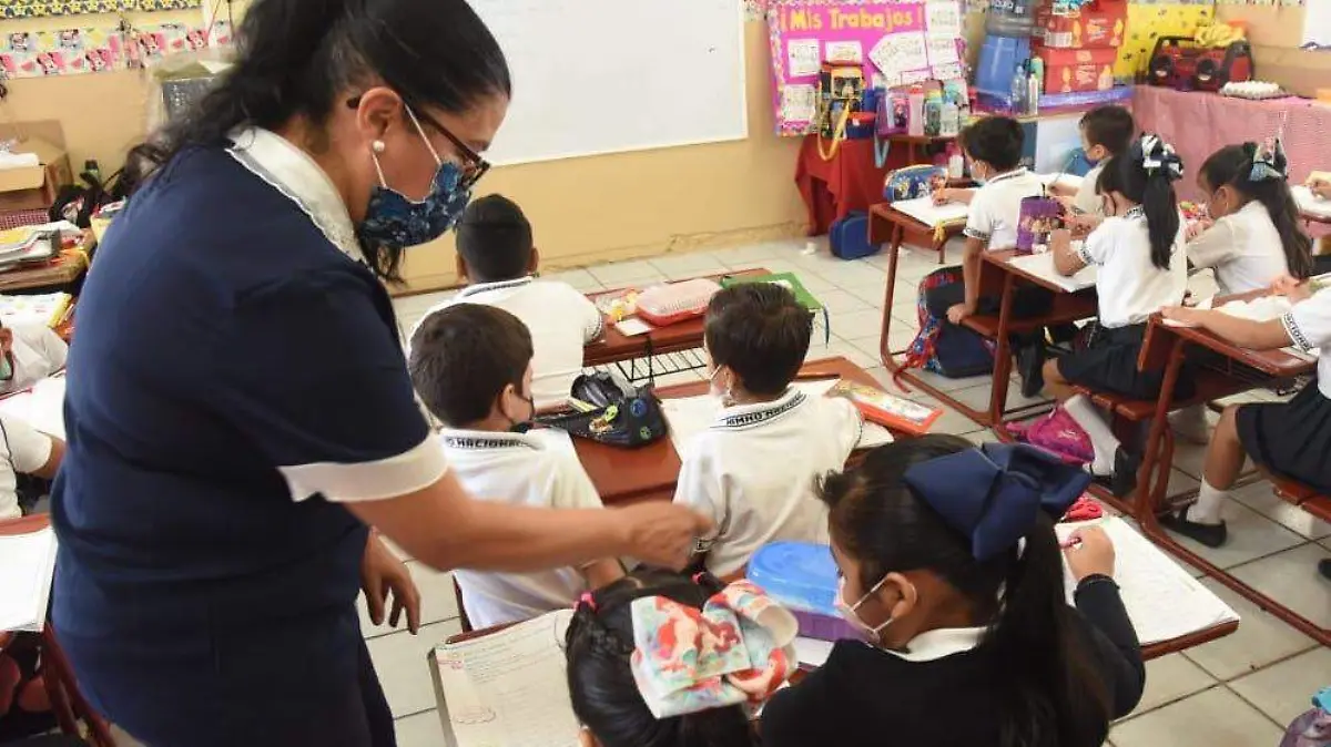 ¡Prepárate! Mañana es el último día de clases, arrancan las vacaciones decembrinas