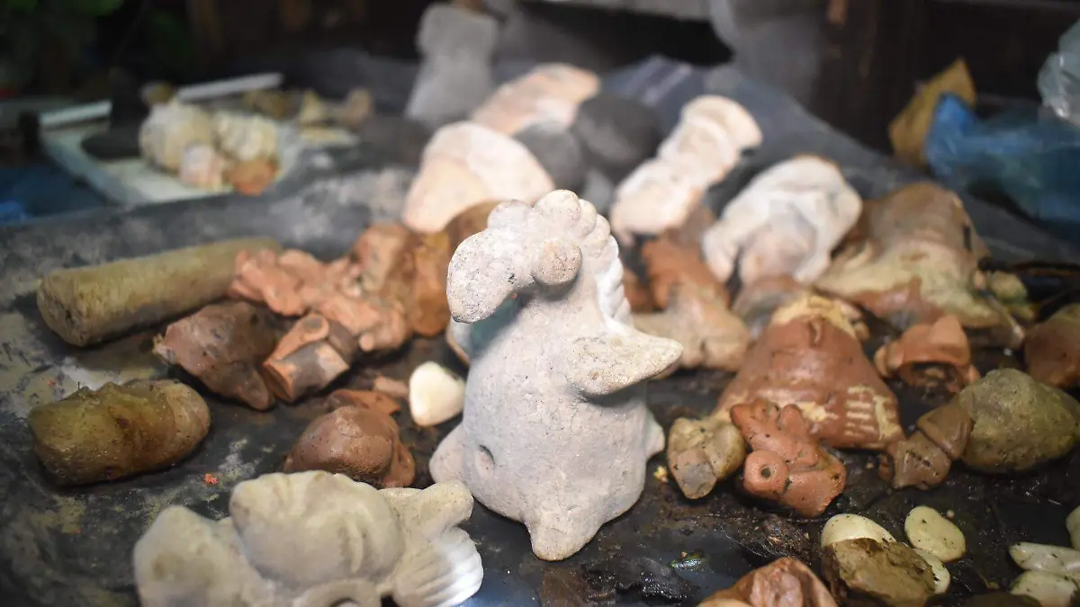 En Ébano, pobladores se convierten en arqueólogos