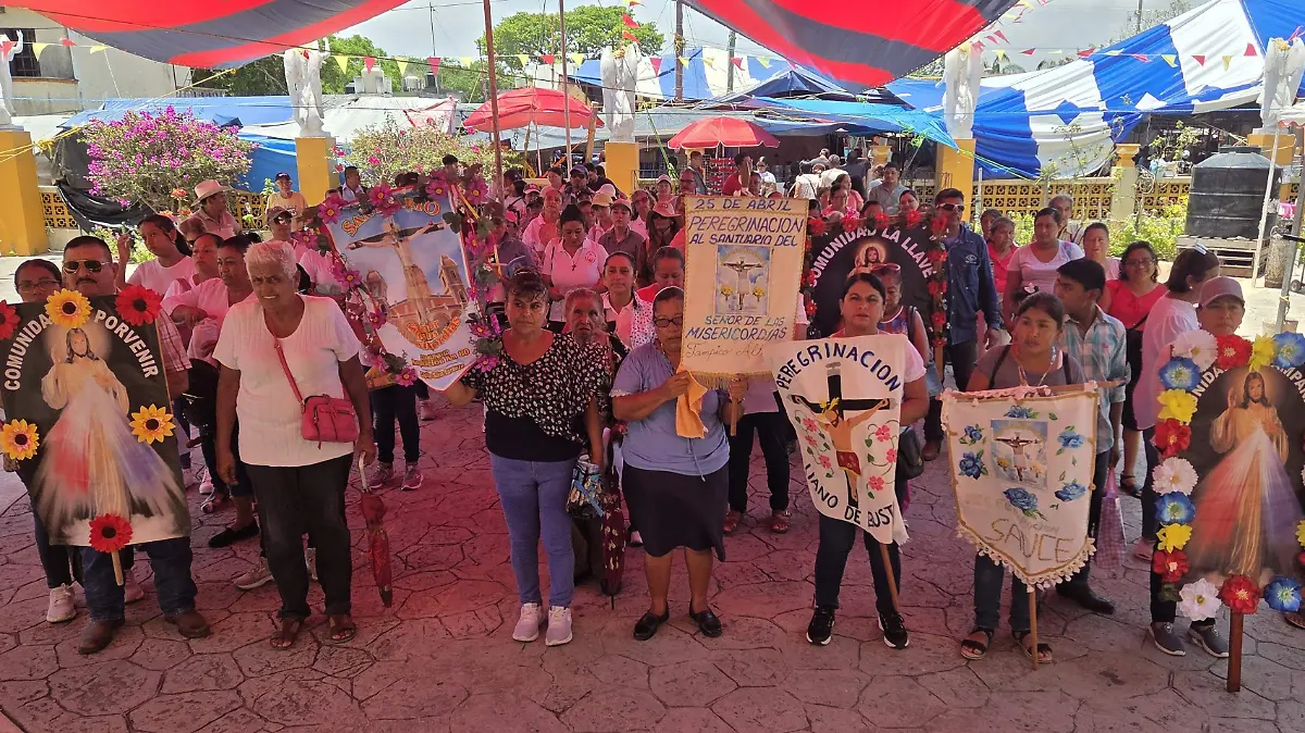 La llegada de los primeros peregrinos de las comunidades del área rural marca el inicio de esta celebración religiosa