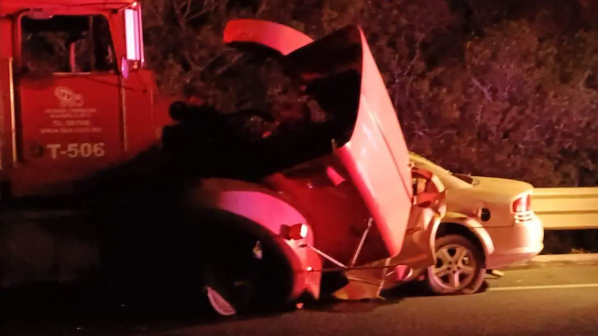 Accidente en el Libramiento Poniente de Tampico, hay una persona muerta