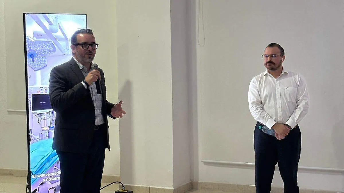 Conferencia robot Da Vinci