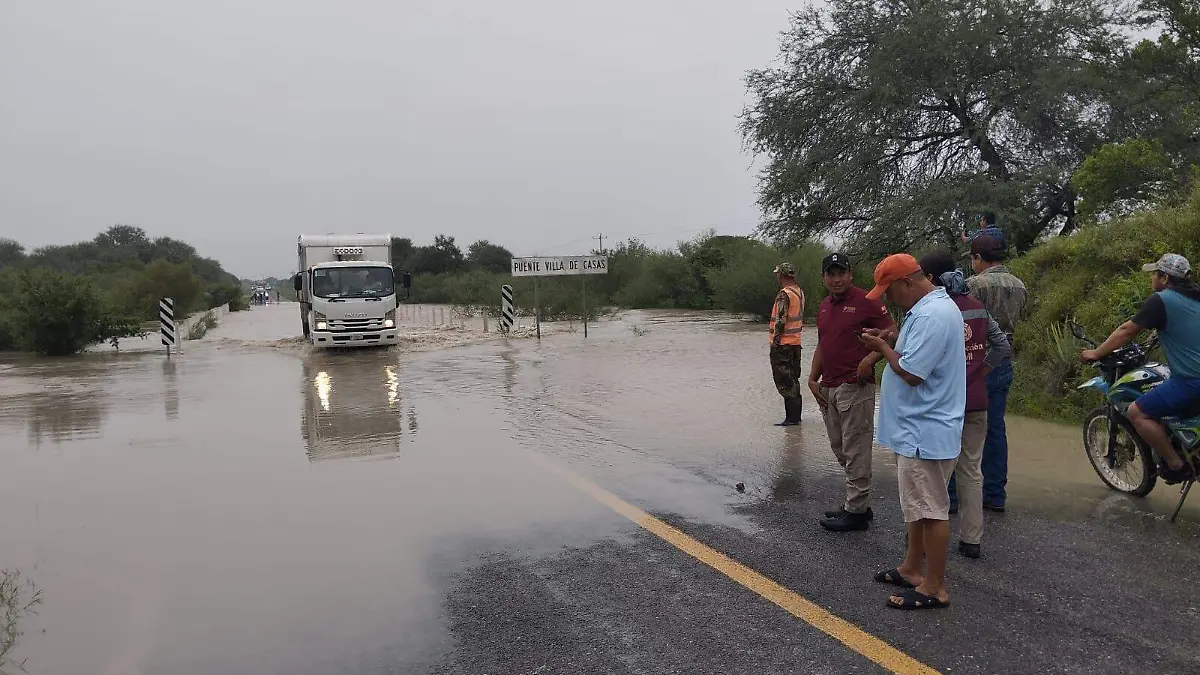 Personal de la Guardia Estatal, adscrito a la coordinación de Villa de Casas, se desplazó al lugar para resguardar la zona 