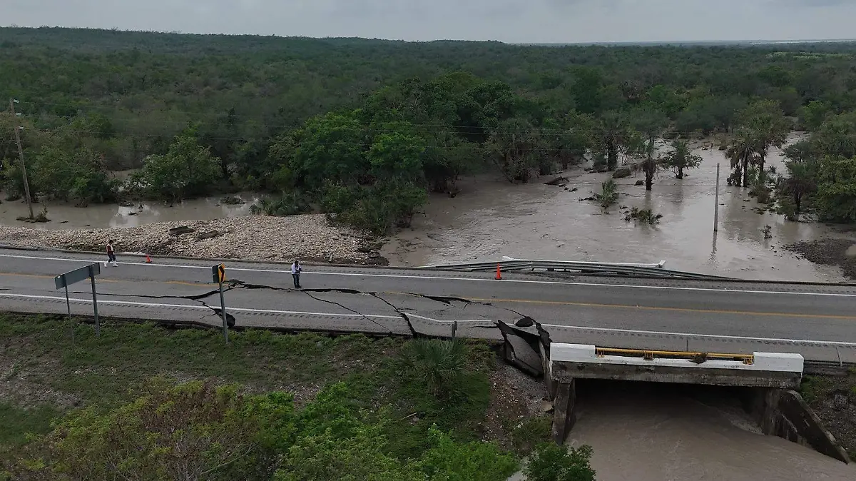 Distintos tramos carreteros de Tamaulipas sufrieron afectaciones debido a las lluvias por Barry Vladimir Meza
