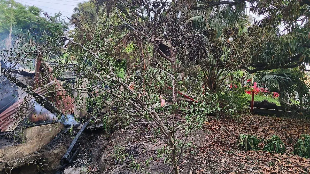 El siniestro se registró a temprana hora, dejando como saldo únicamente pérdidas materiales