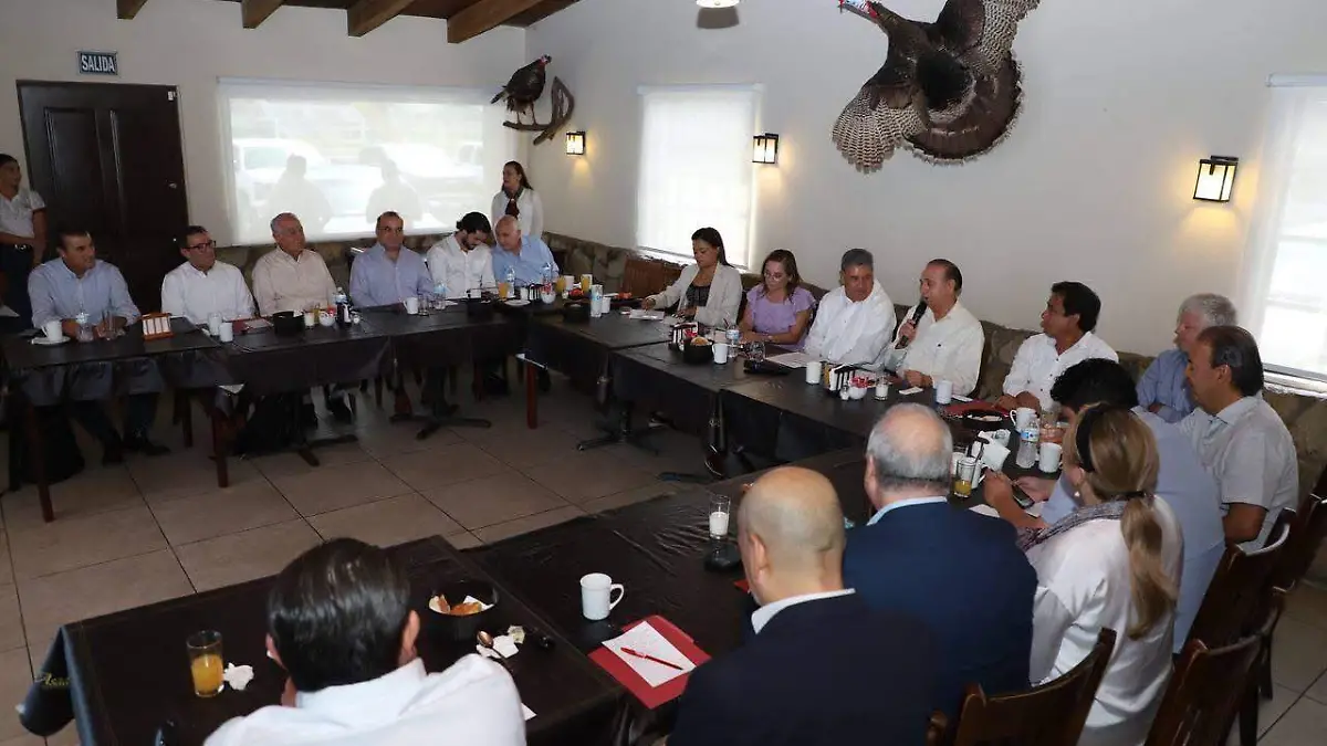 El alcalde Armando Martínez Manríquez se reunió con empresarios para invitarlos a la integración del Patronato Museo Altamira, A.C.