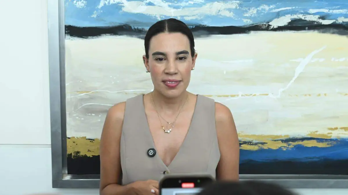 Josefina Rodríguez Zamora, secretaria de Turismo federal