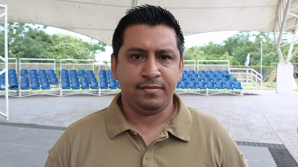 El integrante de SOS cocodrilo, César Cedillo