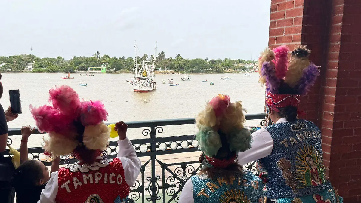 La procesión de la Virgen del Carmen se pudo apreciar desde la Antigua Aduana de Tampico