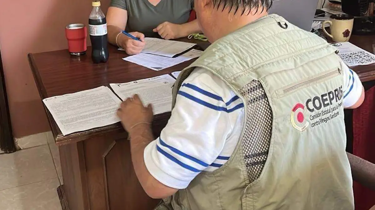 Personal de Coepris revisa anexos en Tamaulipas Facebook (Archivo)