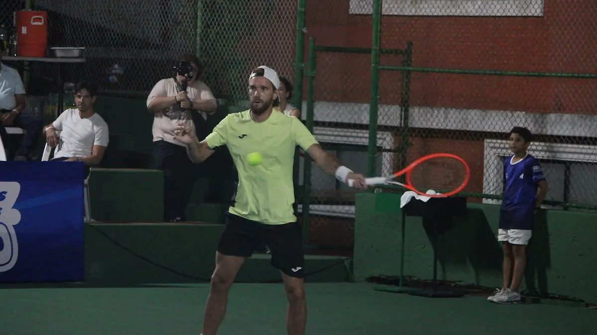 Hospital Angeles de Tampico organizó una exhibición con figuras internacionales del tenis