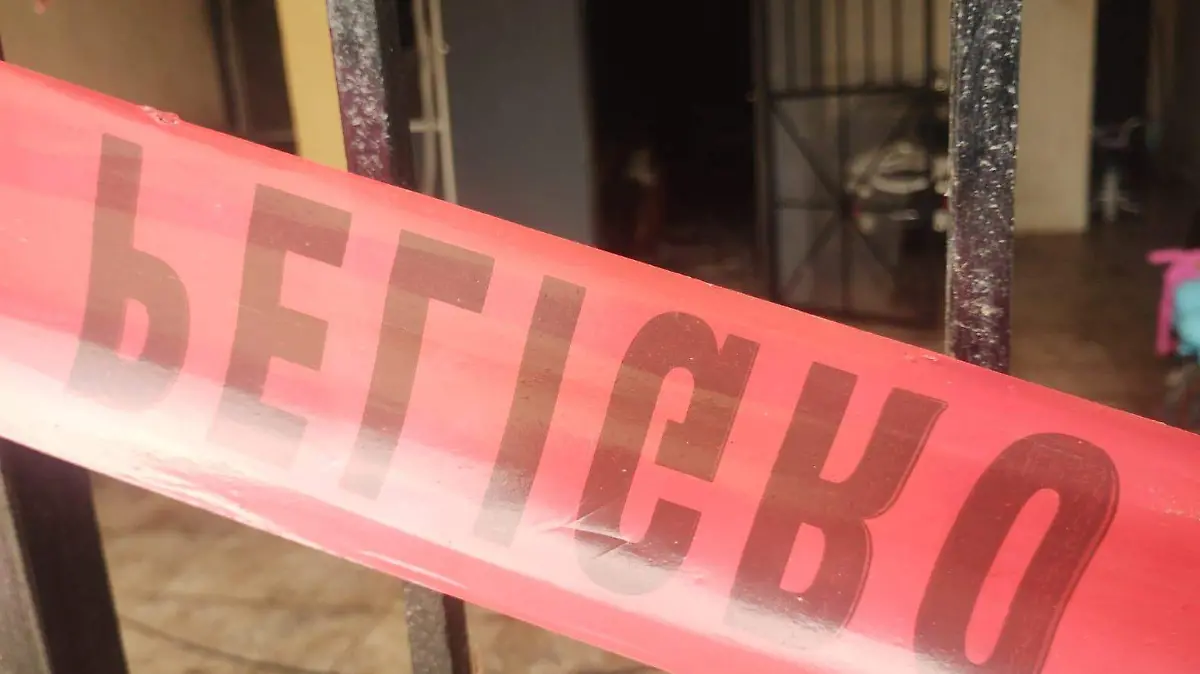 Trasladan a hospital especializado de Tamaulipas a mujer lesionada en incendio ocurrido en Altamira