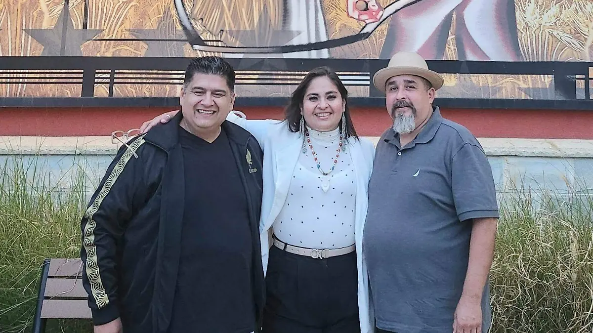 Roman Bock junto a Maria Pacheco Mayor de la ciudad de Kerman, California quien es una gran activista y defensora de los migrantes.