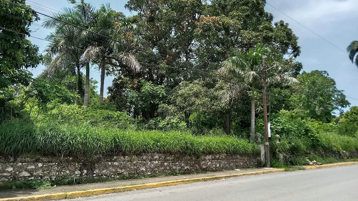 Actualmente no existen vestigio de las afanadas capillas en Pueblo Viejo, solo un muro que rodea el terreno en el que estaban