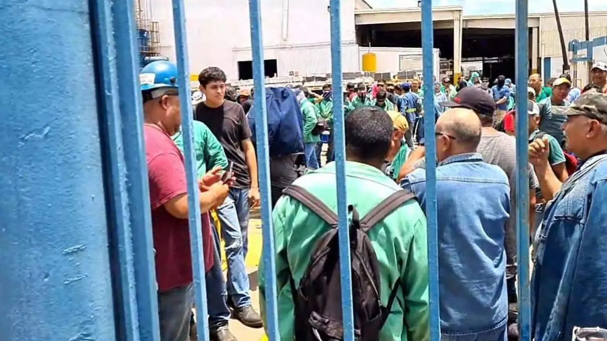 Inicialmente los trabajadores pidieron un incremento de 8% y la empresa no aceptó  