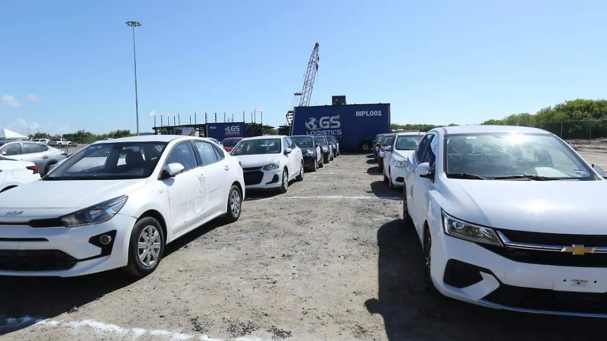 Con el banderazo de embarque de autos dio arranque el Puerto Norte-Matamoros