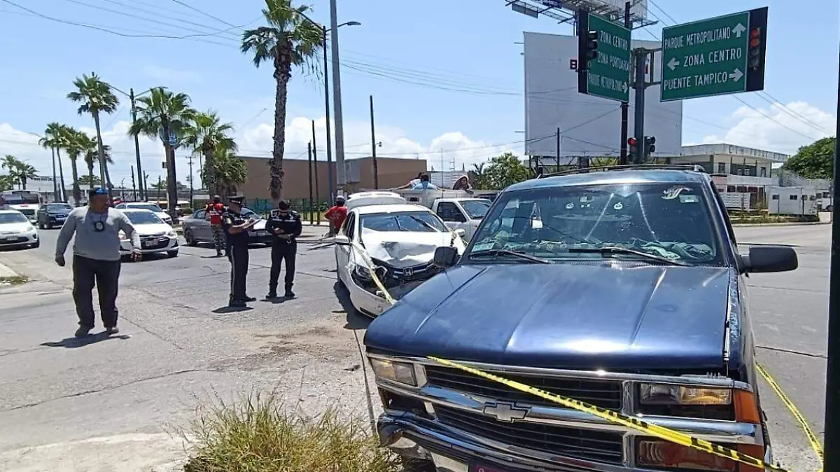 Tránsito implementa operativo tras accidente en uno de los cruces más transitados