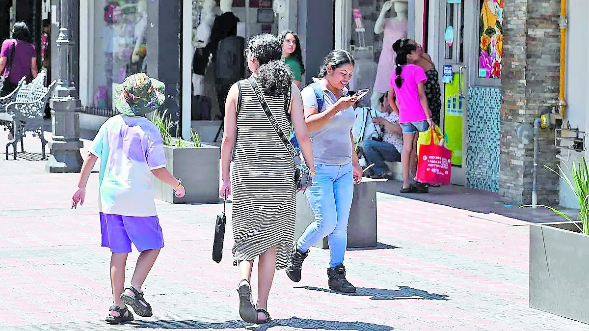 La forma de educar a los hijos es fundamental para la relación que tenga con su hermanos y demás familiares