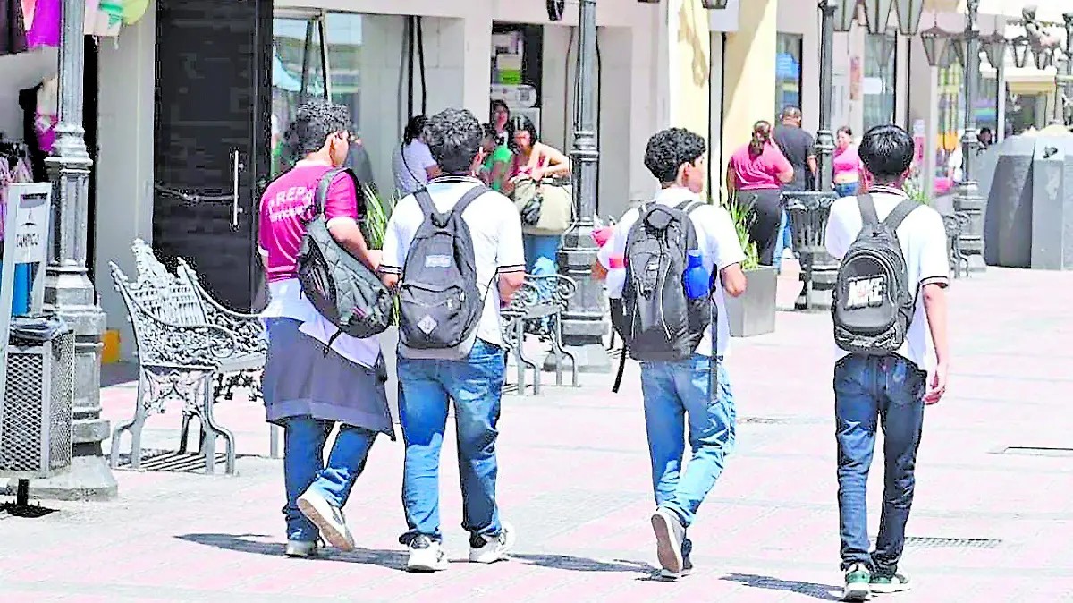 Los jóvenes tienden a desarrollar distintas formas de ver el mundo y su relación con la familia