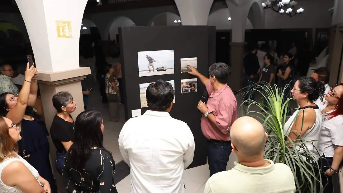 Fotógrafos retratan el oficio salinero en la muestra “Vida de Sal” en Altamira