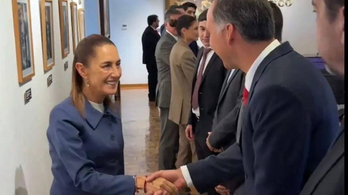 José Ángel García Elizondo, director de Grupo Garel, saludó a la presidenta Claudia Sheinbaum