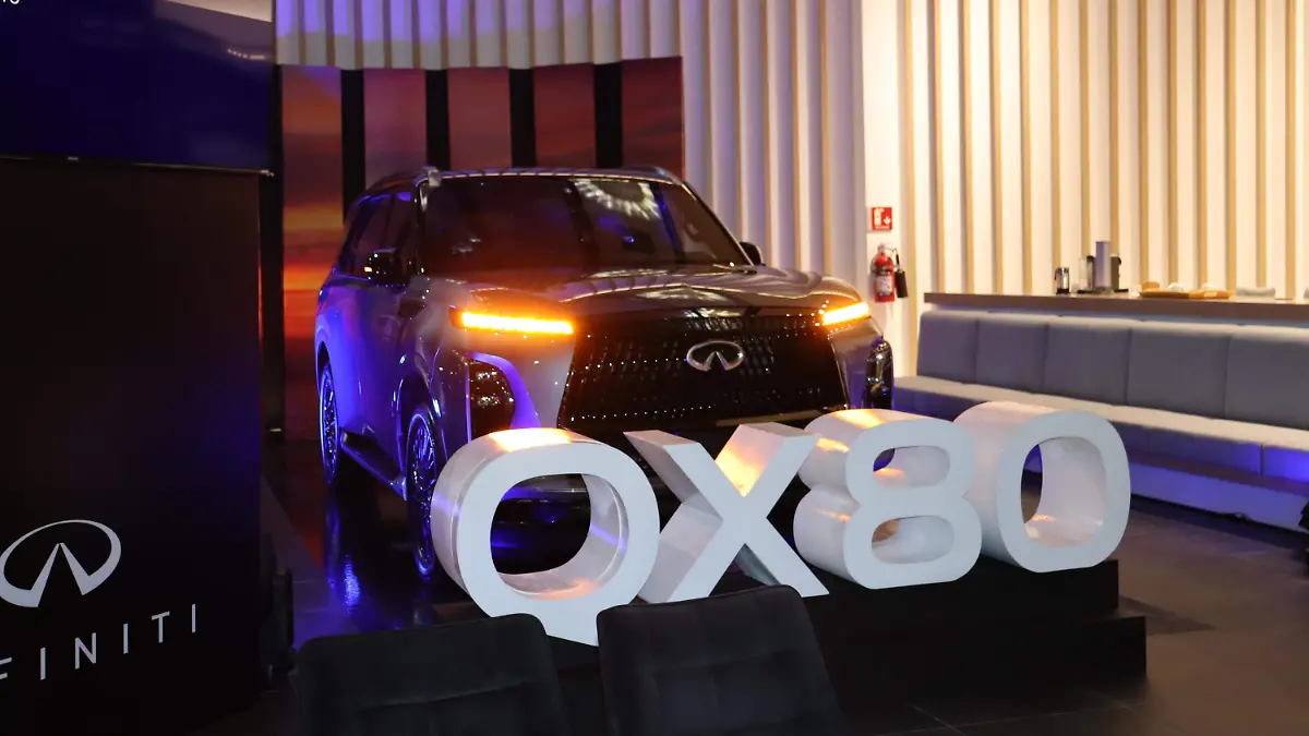 infiniti (2)