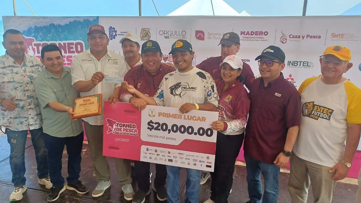 Hiram Farit Ponce se hizo acreedor al primer lugar