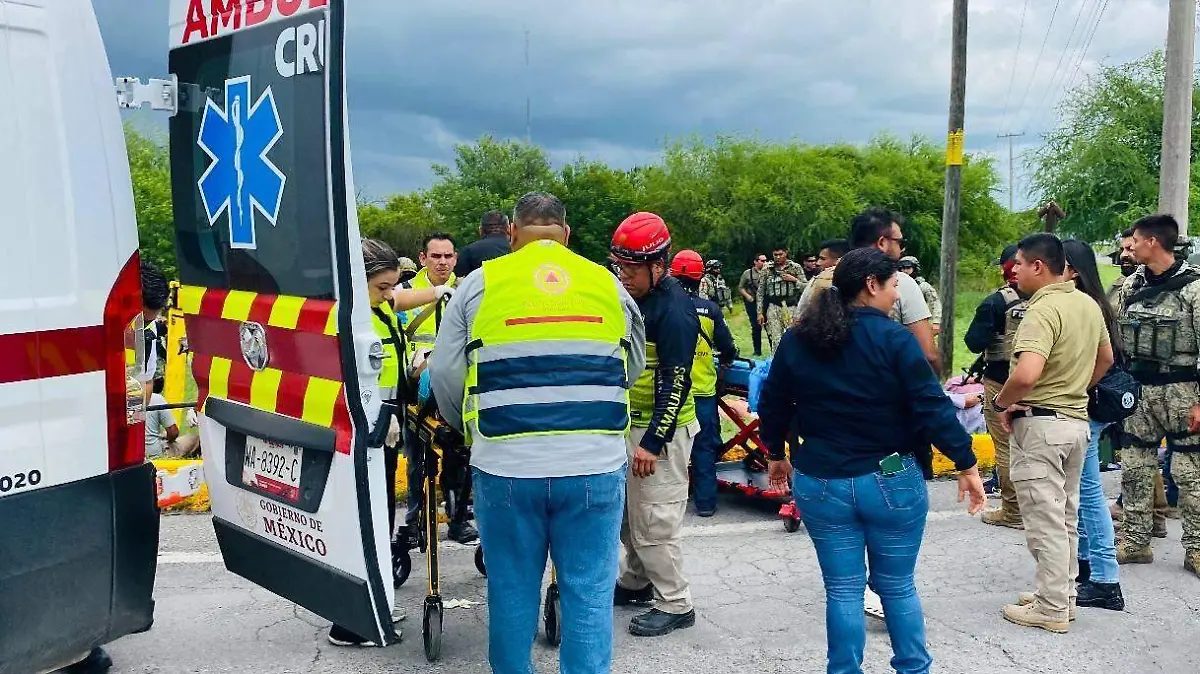 Accidente en Ciudad Victoria deja 14 lesionados, entre ellos militares