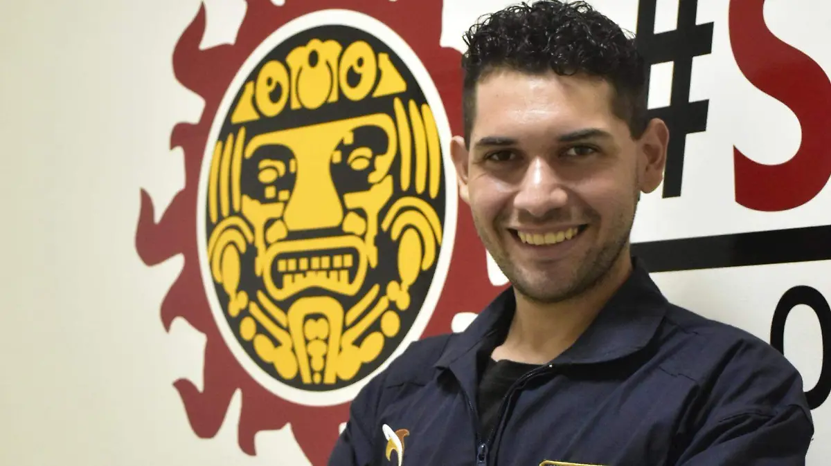 Con el respaldo ciudadano, Pablo González busca inspirar a jóvenes hacia la ciencia y el espacio