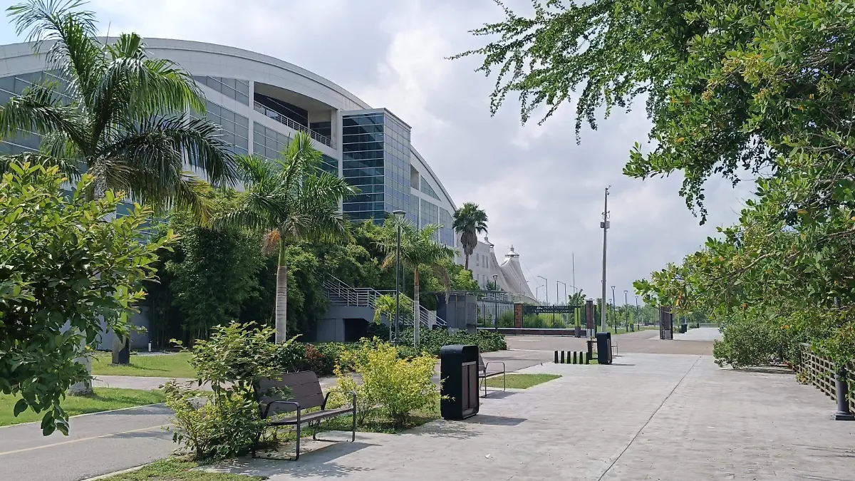 El Metro Tampico se encuentra a un costado del hábitat de los cocodrilos
