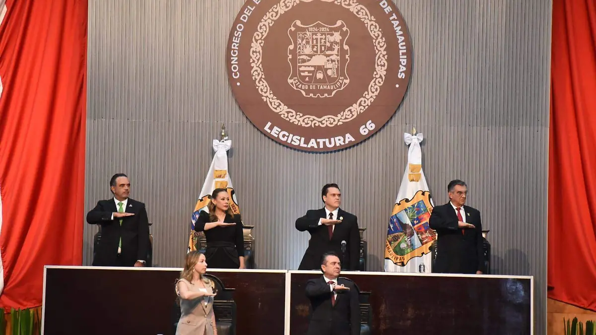 Americo Villarreal Tania Contreras