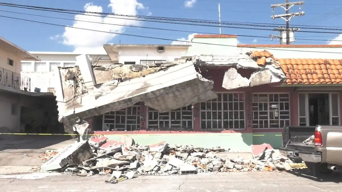 Acordonaron el área para prevenir accidentes a peatones y vehículos