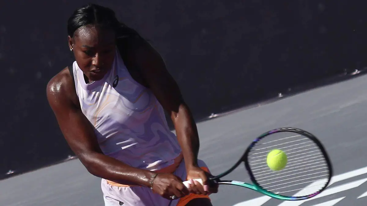 Sloane (2)