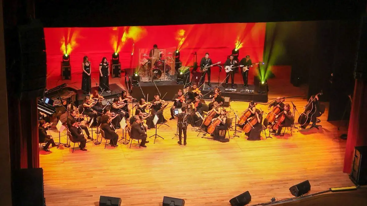 Durante la velada se rindió homenaje a cantautores del sur de Tamaulipas