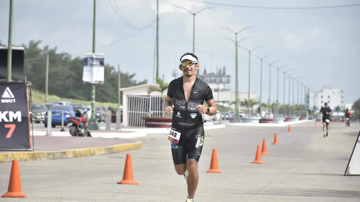 Luis Rivera fue el ganador del tercer lugar del triatlón ASTRI 2025